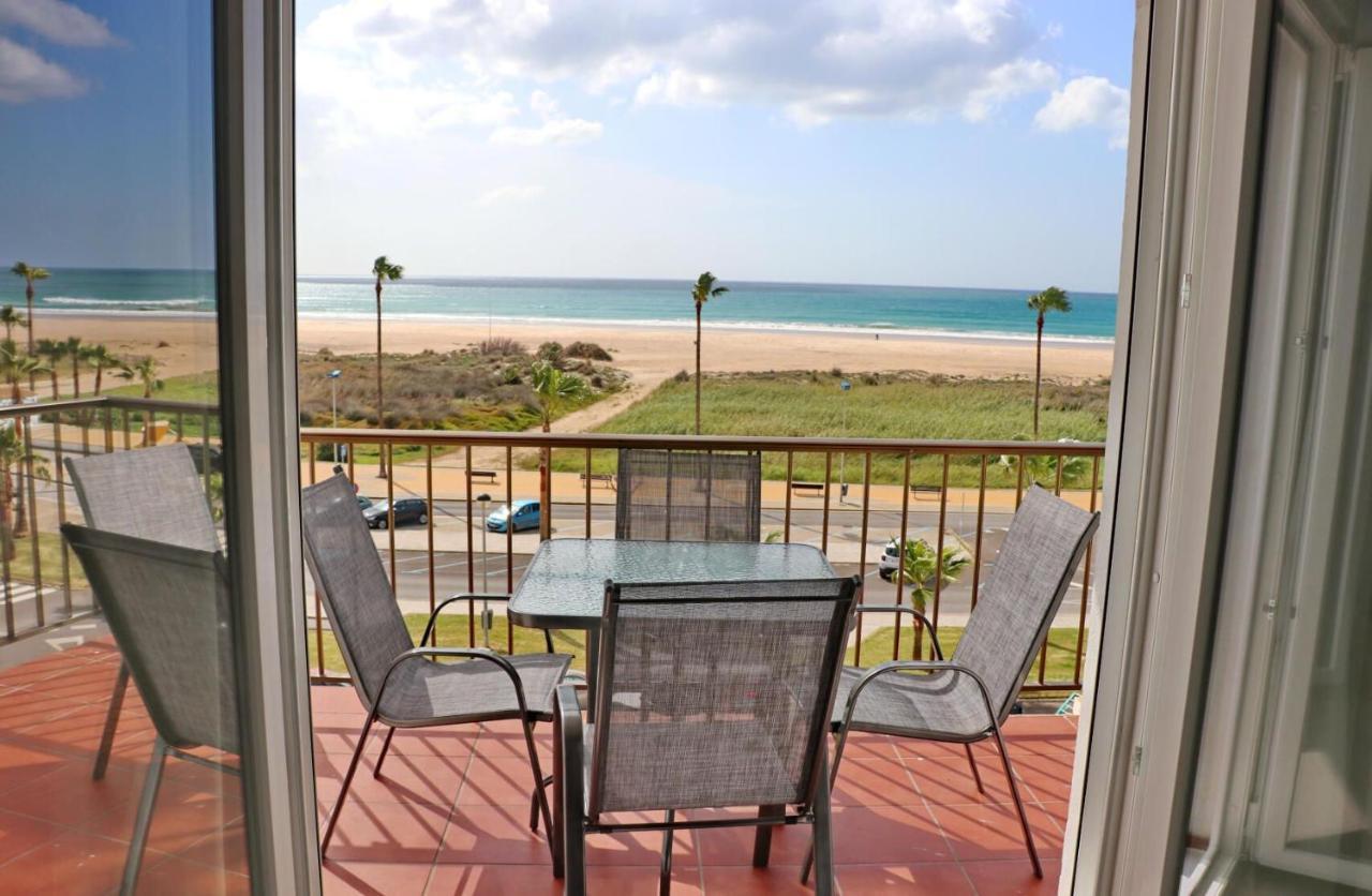 Apartamento La Fuente Conil De La Frontera Luaran gambar