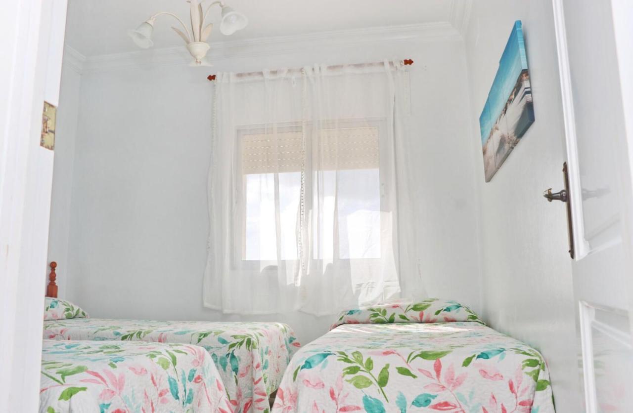 Apartamento La Fuente Conil De La Frontera Luaran gambar